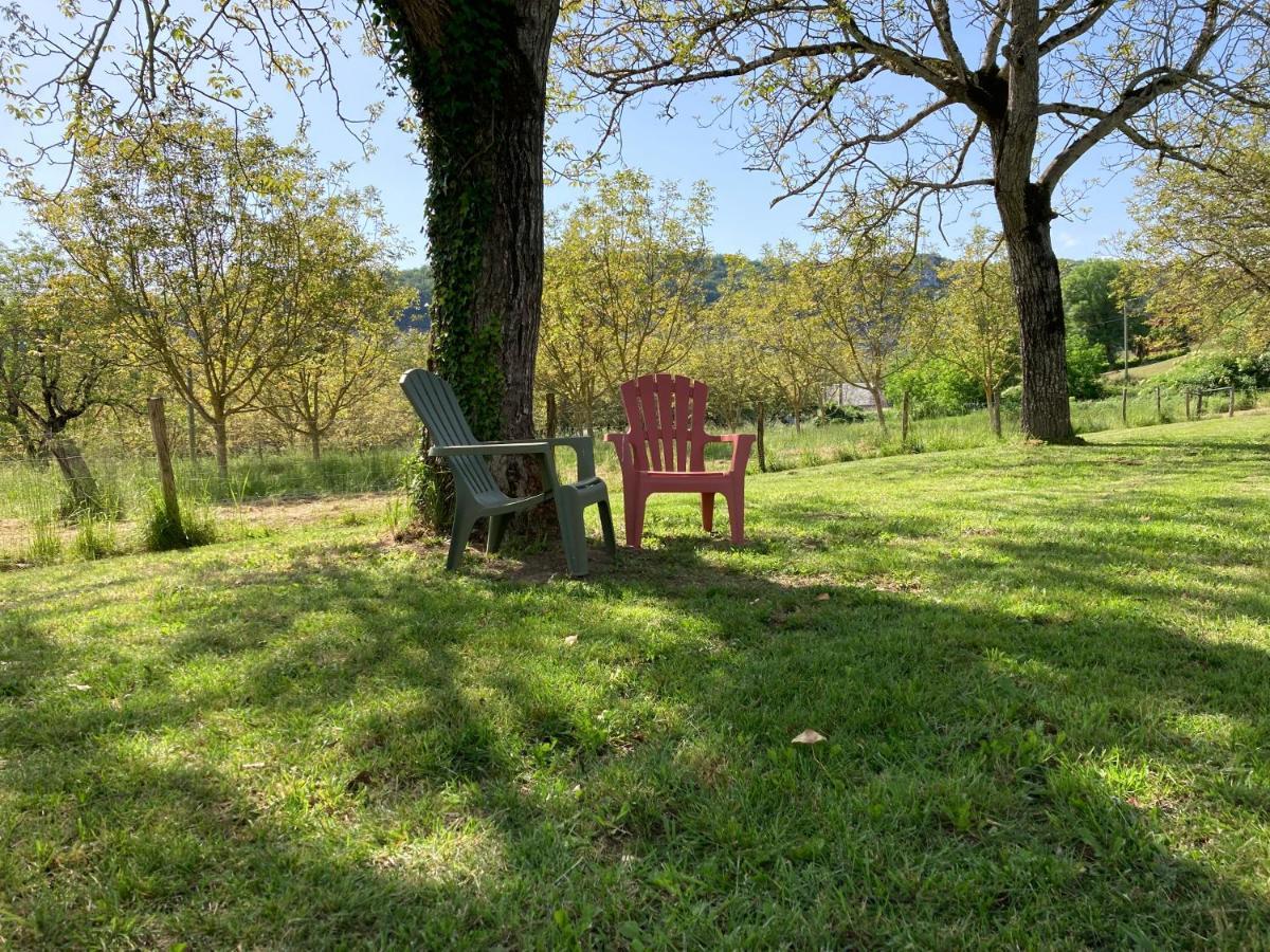 Gite Les Cles Des Champs Cote Jardin Lacave  Εξωτερικό φωτογραφία